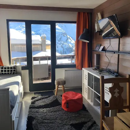 Avoriaz 4pers Plein Sud Skis Aux Pieds